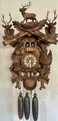 Lg. 8-Day, Musical, Shut-Off Switch, Hunter, Cuckoo Clock- See Video