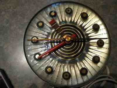 vintage art deco General Electric 1950's wall clock made Ashland MA works great
