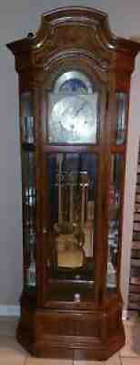 Pristine Howard Miller CURIO Grandfather Clock - local only - Model 52-493