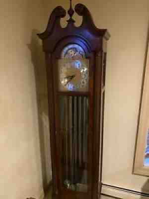 Colonial Grandfather Clock Made In Zeeland, Michigan Model# 1756