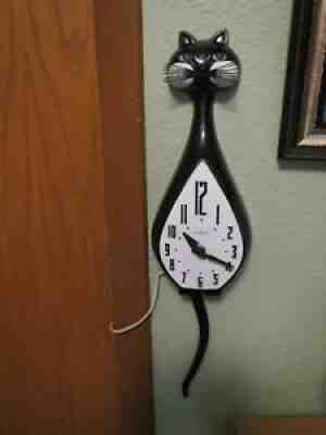 VTG.1950s SPARTUS BLACK AND WHITE KAT CAT OPEN AND CLOSE EYES-SWING TAIL WORKS!