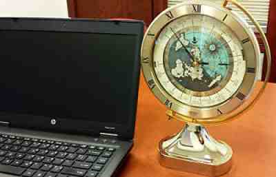 Seiko Globe World Time Desk Mantle Gold Tone Japan by Seiko Quartz RARE  ?° ?° ?° 90th