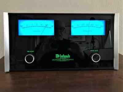 McIntosh MCLK12 Analog ClockÂ 