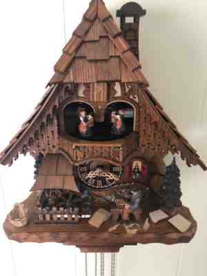 Hones German Black Forest Romance Cuckoo Clock