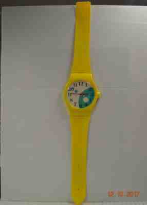 Vintage Quartz Jumbo Oversized Plastic Yellow Watch Wall Clock - Made in Taiwan