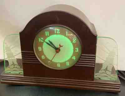 Lackner Neon Glo Art Deco Brown Nautical Sailboat Catalin Glass Bakelite Clock