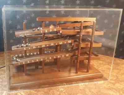 1979 WORKING IDLE TYME Electric Black Walnut Rolling Ball Clock Pat. 4077198
