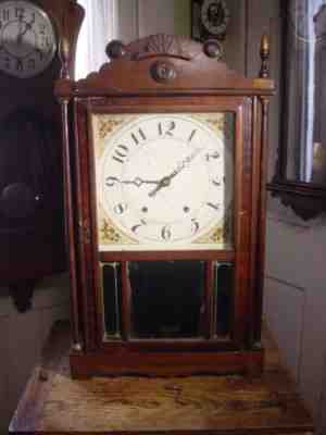 ANTIQUE VERY RARE EARLY 1813 MARK LEAVENWORTH WOODEN WORKS PILLERED SHELF CLOCK