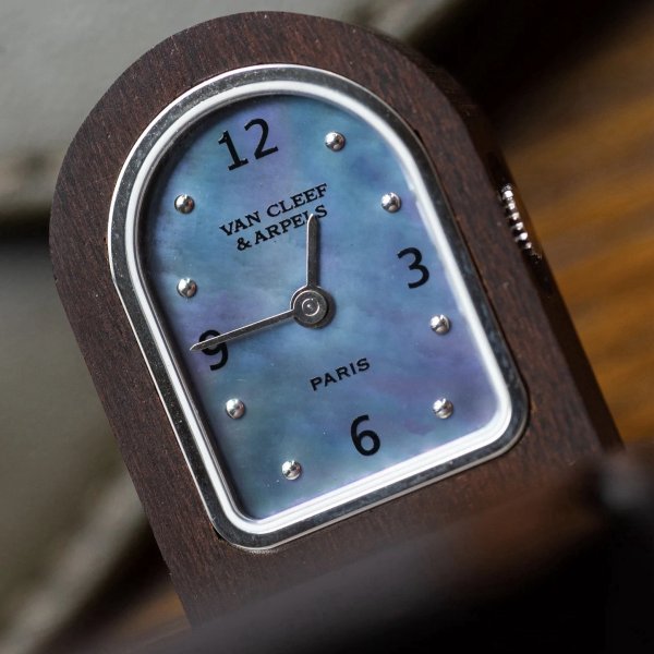 Van Cleef & Arpels Quartz Domino Travel Clock - Mother of Pearl - Leather Pouch