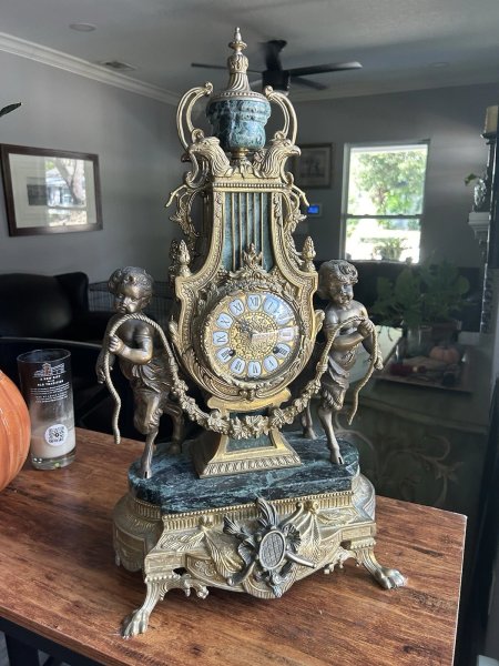 Authentic IMPERIAL Mantle Clock Marble And Ornate Brass Cherubs Made In Italy