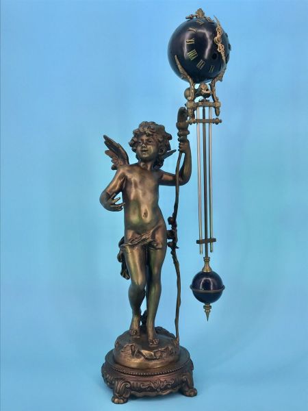 Beautiful Figural Swing Ball Clock mechanical Key Wound Movement