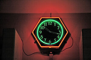 Vintage Antique Hexagonal 2 Tube Neon Clock -- EXCELLENT CONDITION