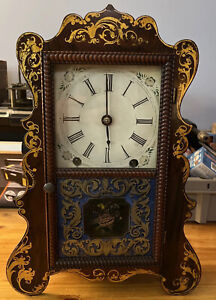 BREWSTER MFG. CO. FRONT SHELF CLOCK, Ripple Molding