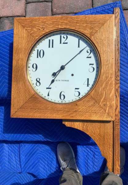 Seth Thomas 30 Day Wall Two Way Reader Oak Wall Clock C. 1935
