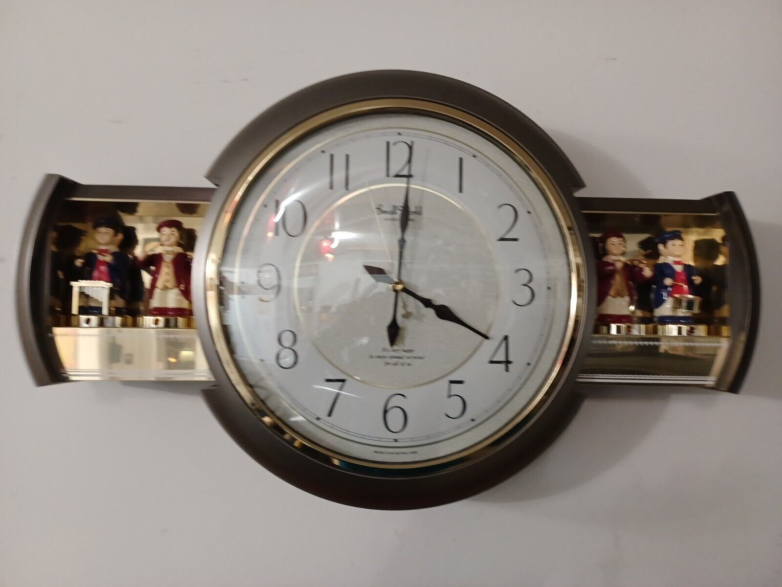 Rhythm Small World "Performing Musicians" Wall Clock Collectible Model 4MH638