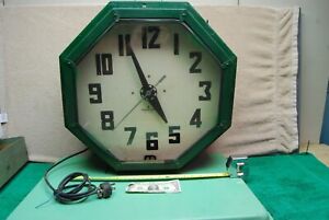 Vintage Art Deco Electric Neon Clock Co Cleveland, Ohio Octagon Wall Clock