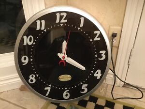 Kranker Clocks style # 3 USA made neon wall clock hand built 22 inch numbers