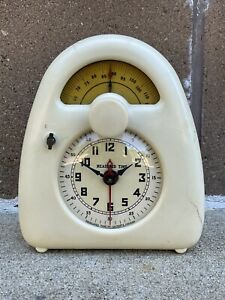 Isamu Noguchi Hawkeye Clock & Kitchen Timer