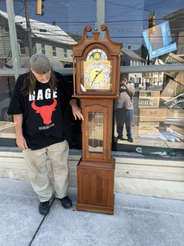 DANEKER CHERRY GRANDFATHER CLOCK FLOOR CLOCK FALLSTON MD  THE PRESIDENT MODEL