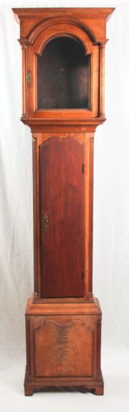 American Chippendale walnut grandfather clock case @ 1770 Thomas Wagstaffe