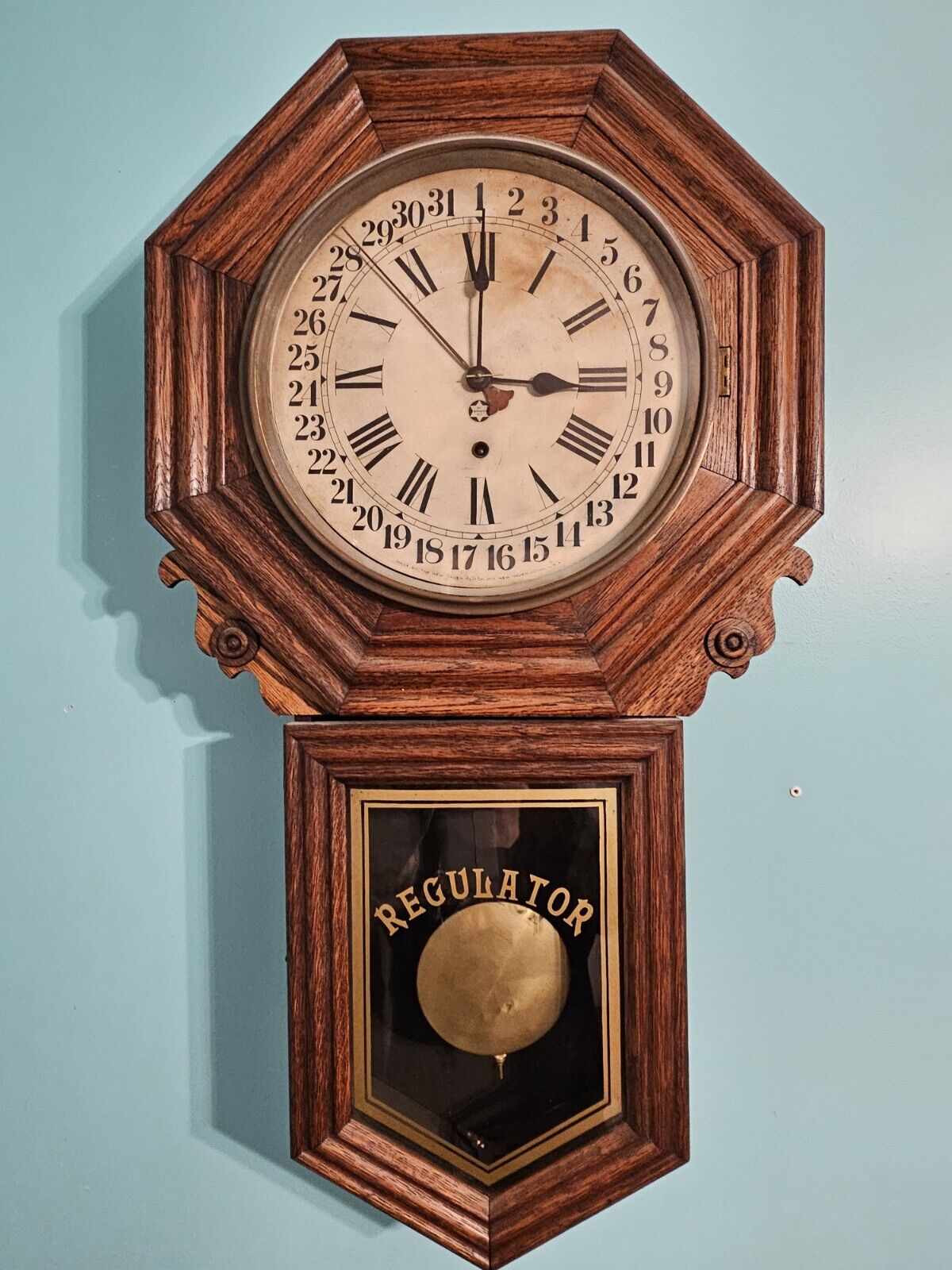 Antique 1800's NEW HAVEN Oak Octagon Drop School Regulator Calendar Wall Clock