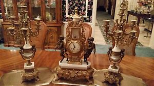 3 PIECE FRANZ HERMLE VICTORIAN MANTEL  BRONZE &WHITE MARBLE CLOCK 2 CANDELABRAS