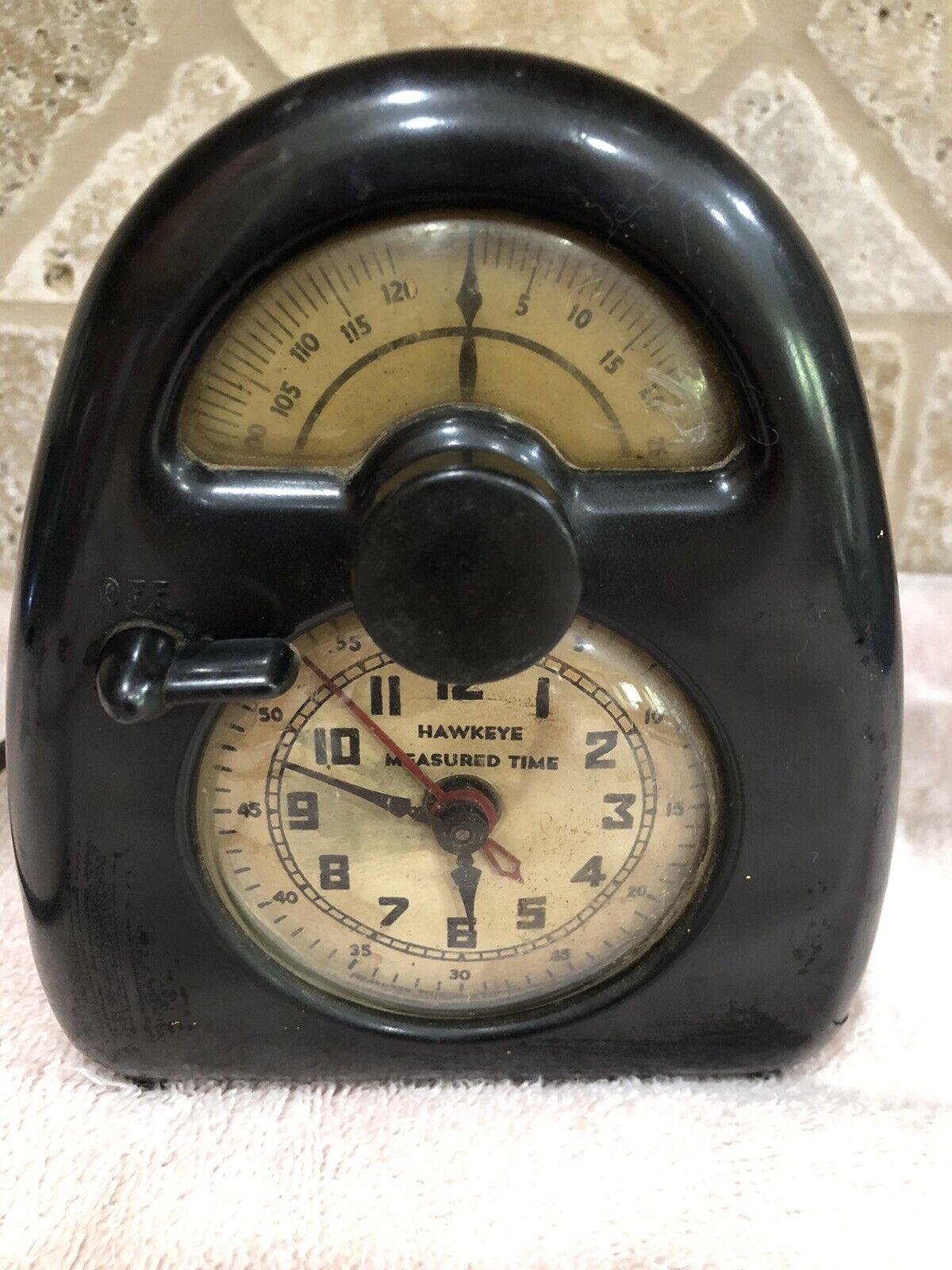 Hawkeye Measured Time Clock by Isamu Noguchi