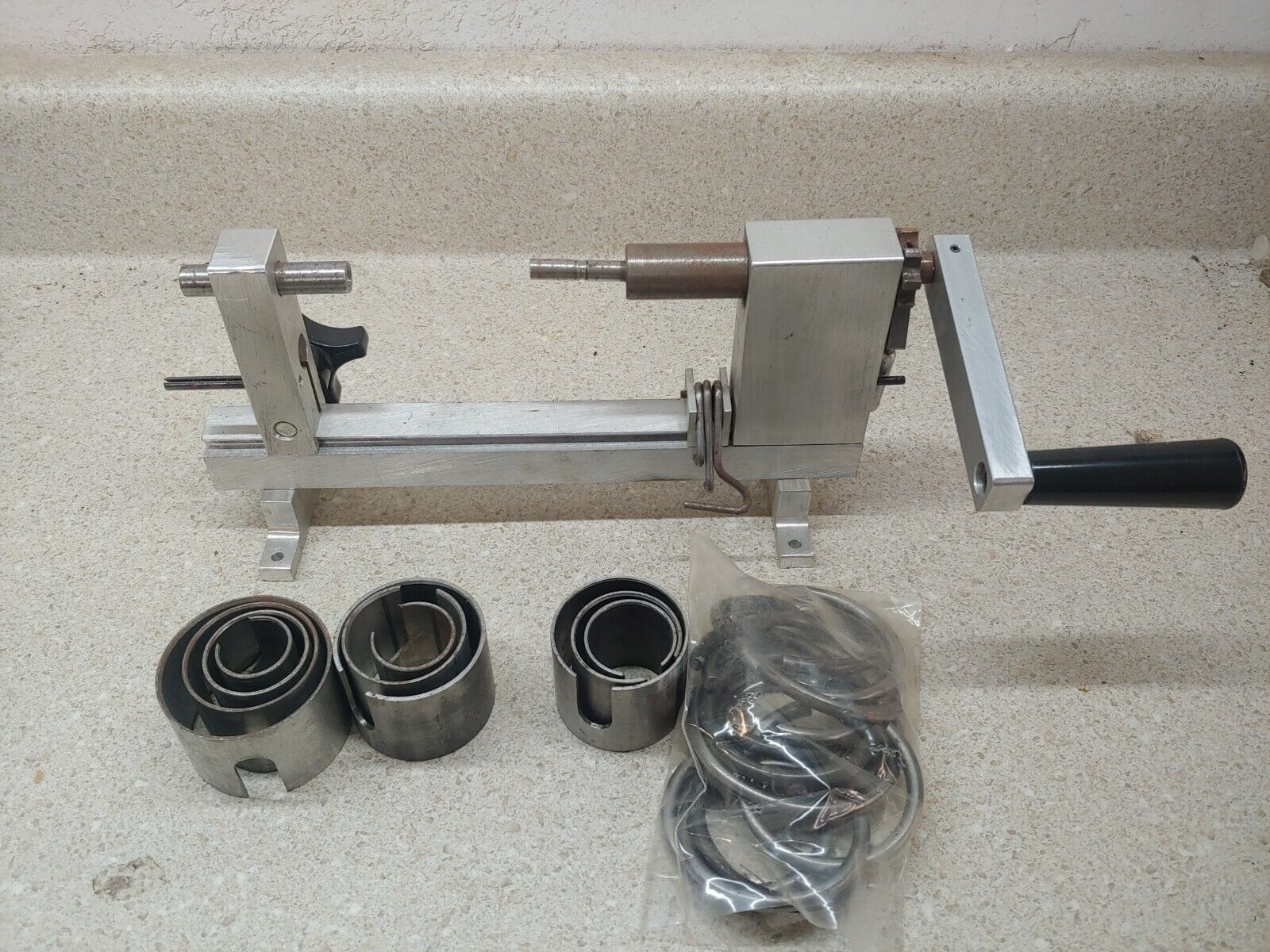 Ollie Baker Style Main Spring Winder