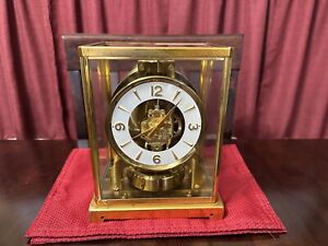 Jaeger LeCoultre Swiss Atmos Clock, Model 526-5.  Looks Great.  Works Great.