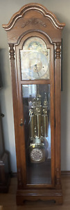 Ridgeway Holland Grandfather Clock Model 2286 83” Tall 2006