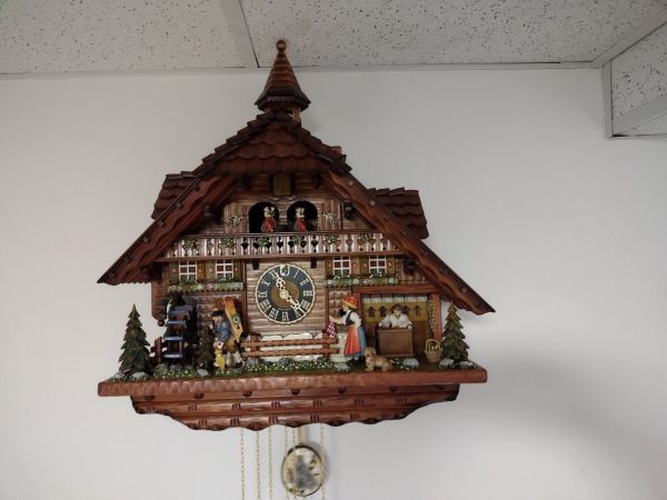 Hones 8_Day lighted Cuckoo Clock