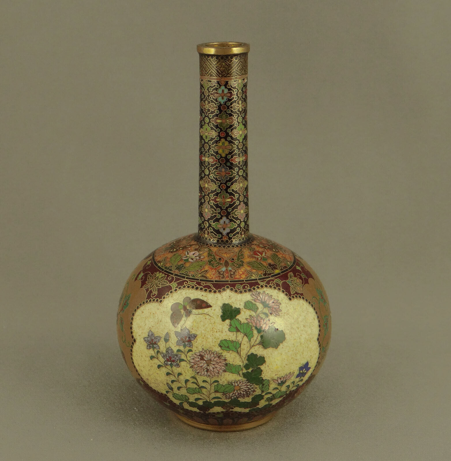 Japanese Meiji Period Important Cloisonne Vase NAMIKAWA YASUYUKI Attributed