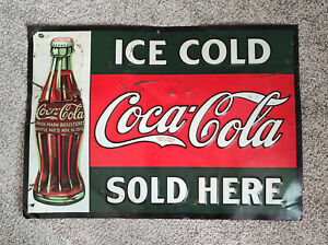 ORIGINAL 1927 COCA COLA TIN SIGN w/ 1915 COKE BOTTLE , GREEN BACK