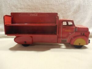 Vintage Ununusal 1950's Red Marx Canada Coca-Cola Tin Delivery Toy Truck