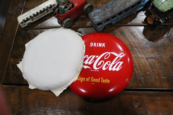 New ListingSCARCE 1957 NOS DRINK COCA COLA PAINTED METAL BUTTON SIGN GOOD TASTE COKE SODA