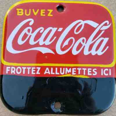  Rare Original  Canadian Coca Cola 1930's Porcelain Match Striker 