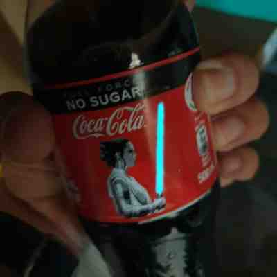 EXCLUSIVE STAR WARS LIGHT UP COCA COLA BOTTLE REY SINGAPORE LIMITED EDITION