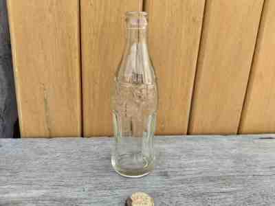 Vintaga coca cola saudi Arabia 1955  good condition There are some scratches