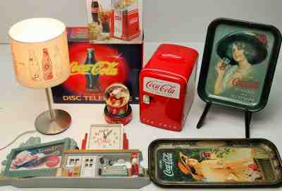 MIXED COCA-COLA LOT CLOCK - LAMP - FRIDGE - TELEPHONE - TRAYS - GLOBE - POP CORN
