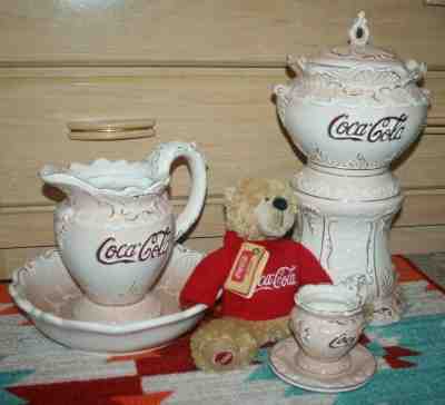 The Coca-Cola Company Genuine Collectible 1998 Five Piece Ceramic Set & BOYDS 