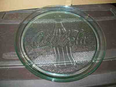 13" COCA COLA TEXTURED SERVING TRAY / BOTTLE GREEN GLASS 