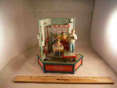 RARE Vintage Enesco Coca-Cola Dixon's Grocery Multi-Action Music Box 