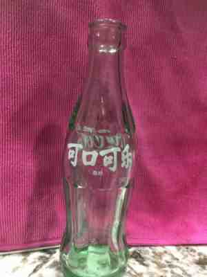 COCA-COLA  COKE BOTTLE 1990 China ACL crown 192 ml -5.5oz.
