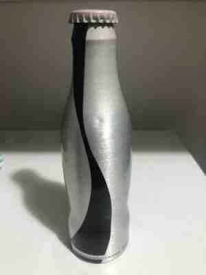 Coca Cola bottle Aluminum M5 The Designers repúblic For Coca Cola Very Rare