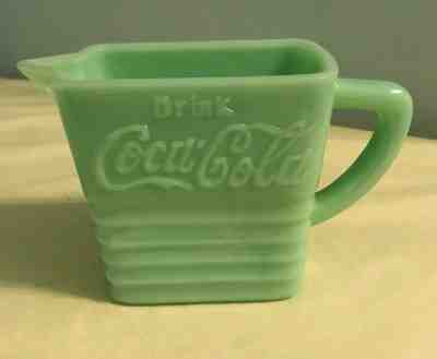 Rare Vintage Ribbed Art Deco Green Jadeite Creamer Pitcher ~ Excellent 