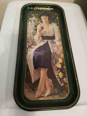 VINTAGE  COCA COLA METAL SERVING TRAY OLD  CLASSIC ADVERTISING PLATTER