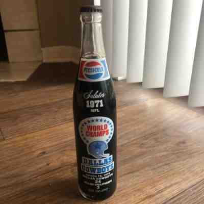 1971 Pepsi Cola Dallas Cowboys Football World Champs Souvenir Bottle 16oz Full