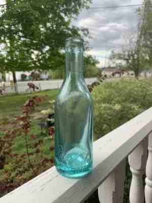 ICY BLUE STRAIGHT SIDED Greensboro NC PEPSI COLA BOTTLE PEPSI COLA BOTTLING CO.