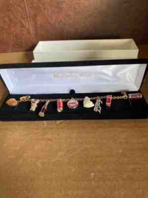 VINTAGE COCA COLA DANBURY MINT CHARM BRACELET 7 1/2" Never Worn