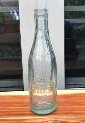 Vicksburg Mississippi (Miss) Biedenharn Candy Co. Straight Side Crown Top Bottle